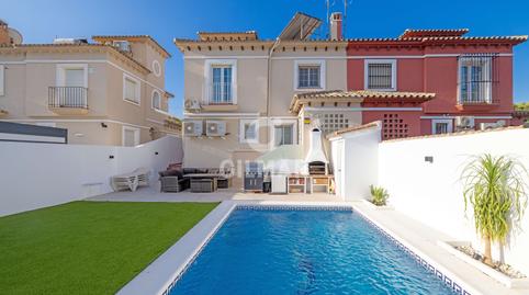 Photo 2 of Single-family semi-detached for sale in Los Álamos, Málaga