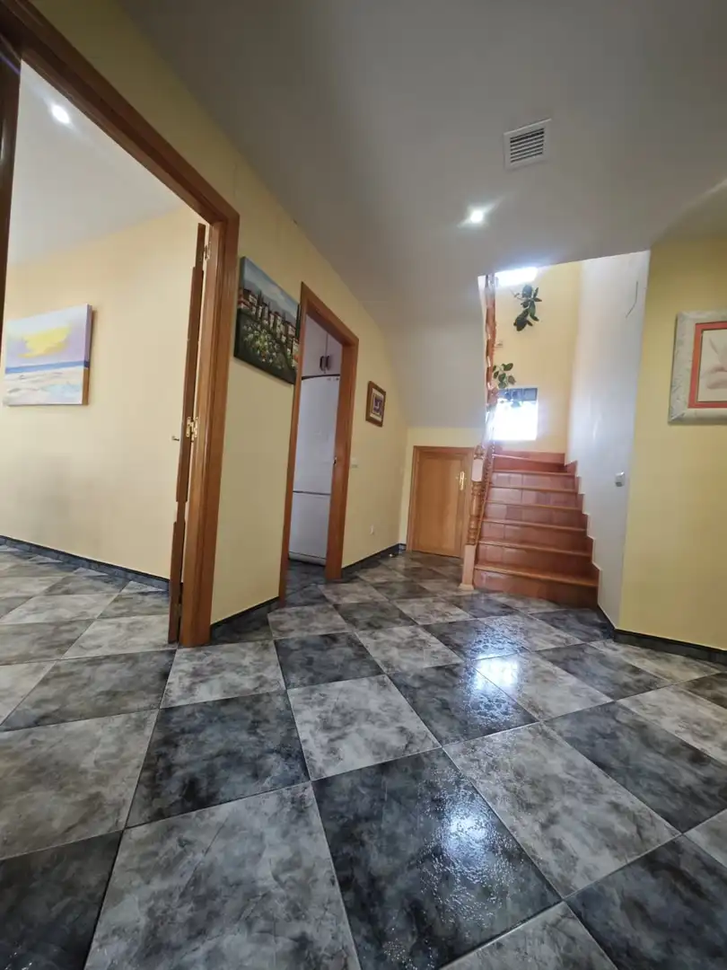 Casa o chalet en venta en Escalona con Aire acondicionado, Calefacción y Piscina