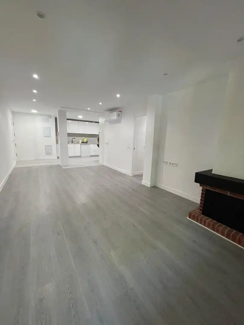 Flat with terrace to rent in Calle Calle Jarosa II, imagen 3
