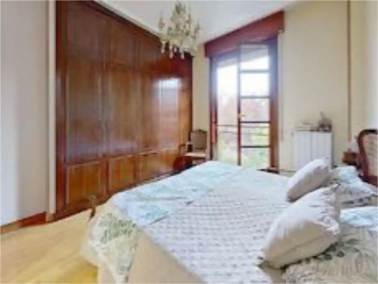 Dormitori de Casa o xalet en venda en Vitoria - Gasteiz amb Jardí privat, Parquet i Traster