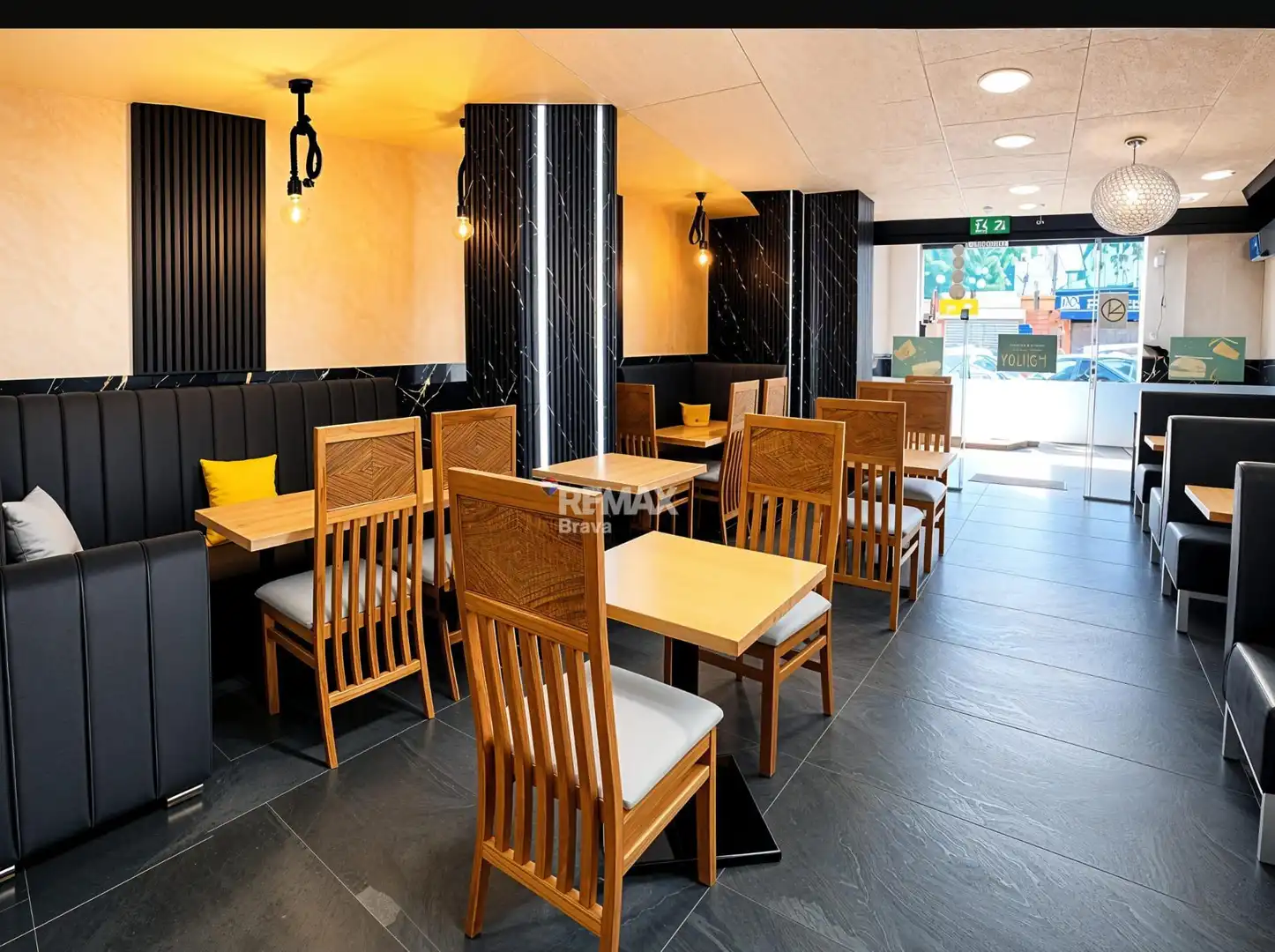 Business premises for sale in Carrer Bastiments, imagen 16