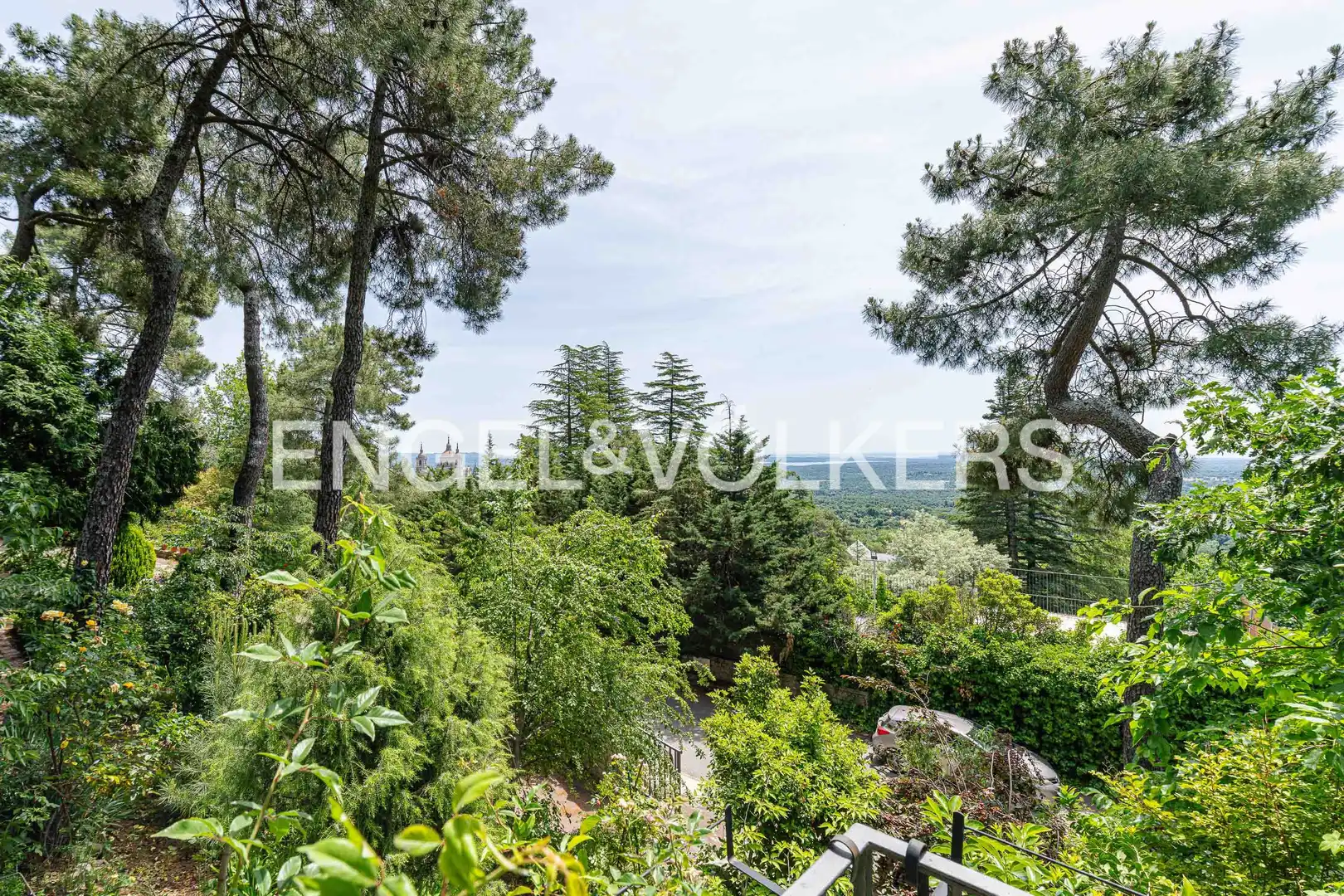 Houses for sale in San Lorenzo de El Escorial  with Heating, Private garden and Terrace