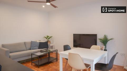 Foto 2 de Piso de alquiler en Puerta del Ángel, Madrid