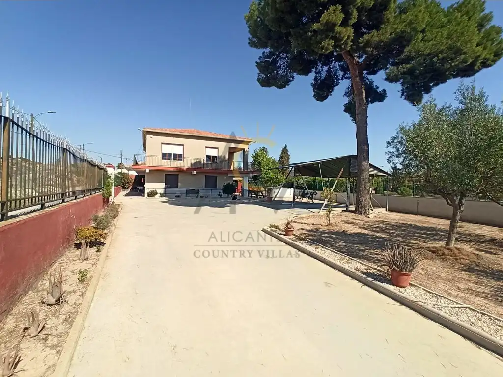 Villa avec terrasse à vendre à Monóvar  / Monòver, imagen 2