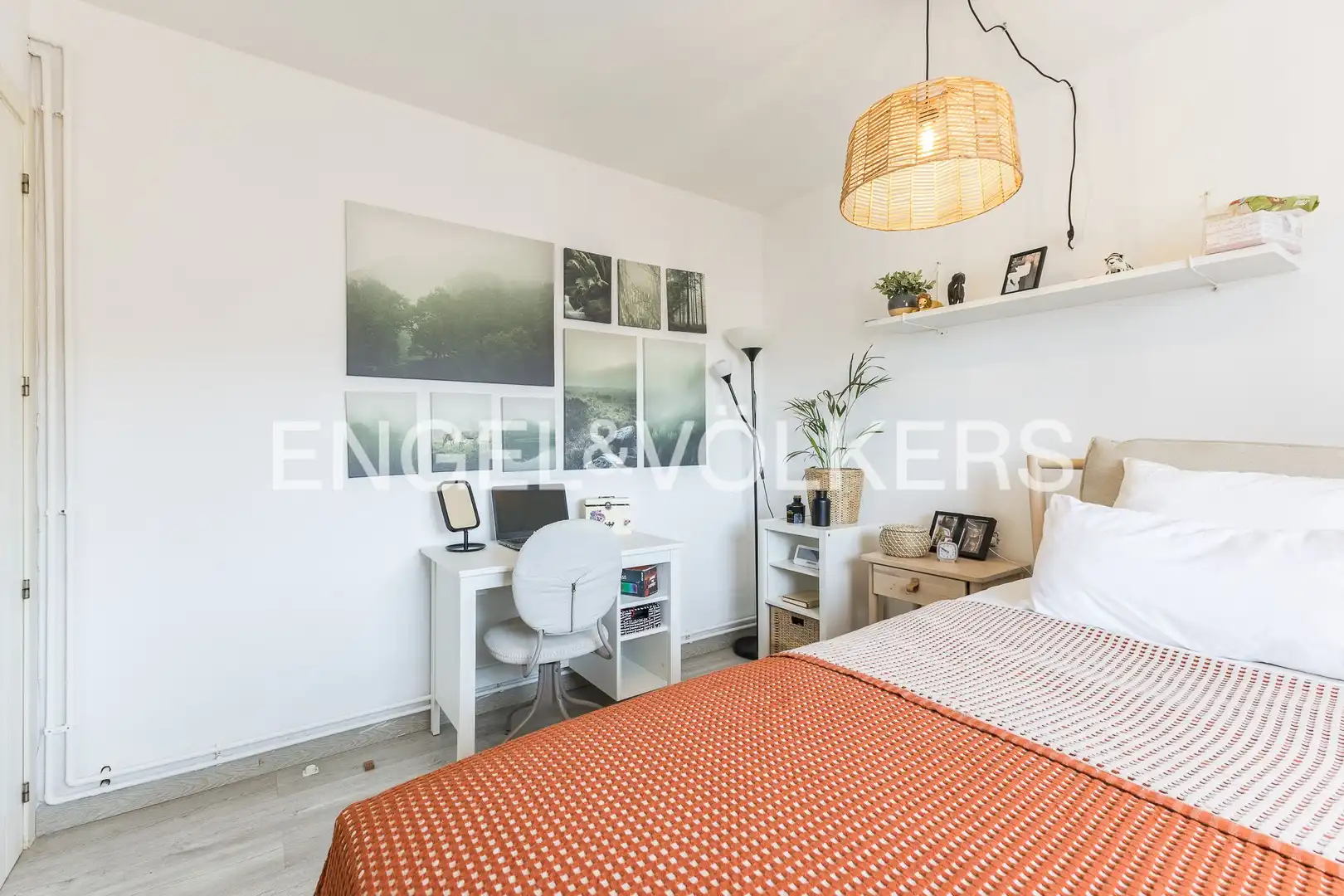 Schlafzimmer von Wohnung zum Verkauf in Esplugues de Llobregat mit Klimaanlage, Heizung und Parkett