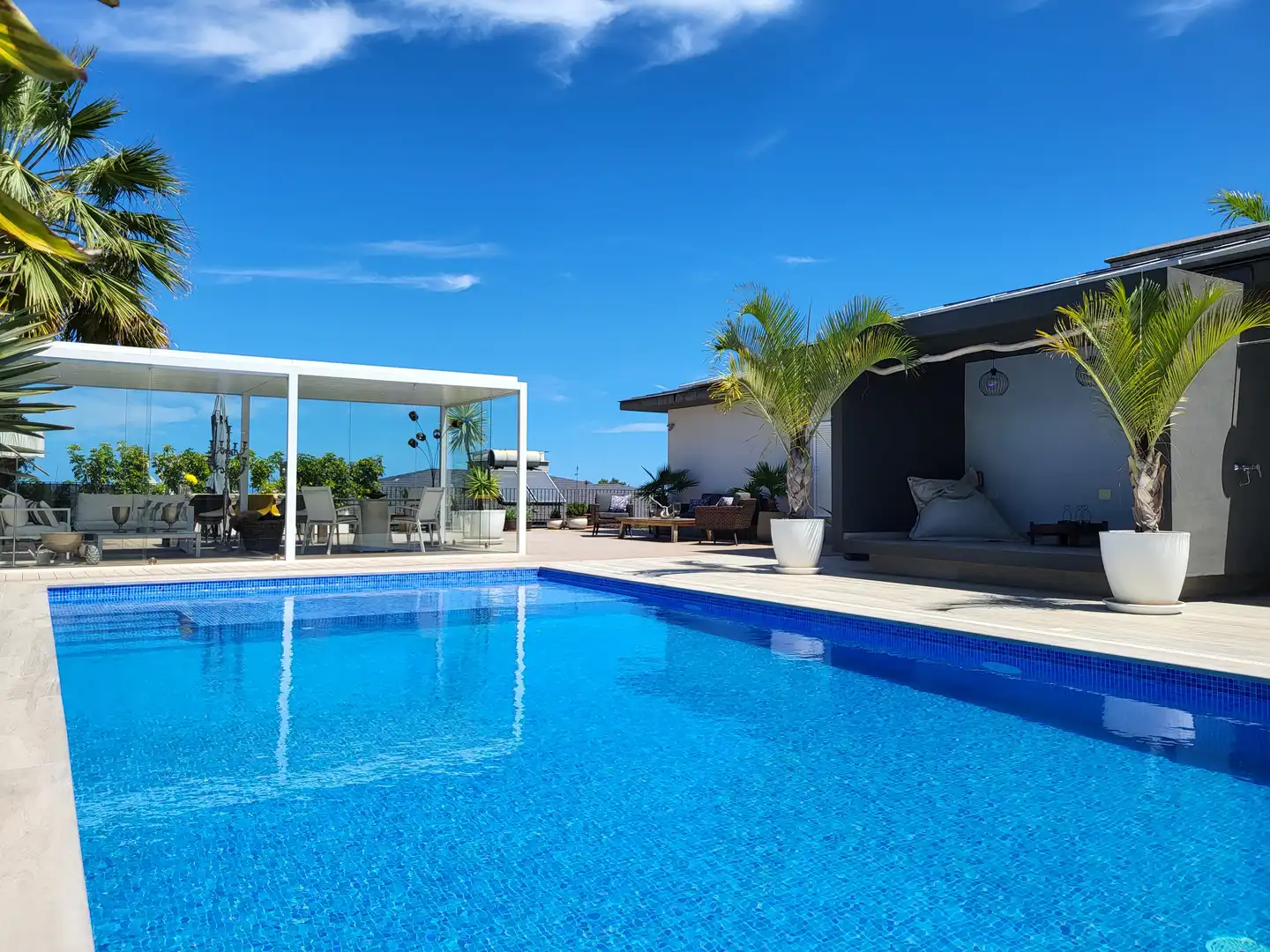 Piscina de Casa o xalet en venda en La Orotava amb Aire condicionat, Terrassa i Traster