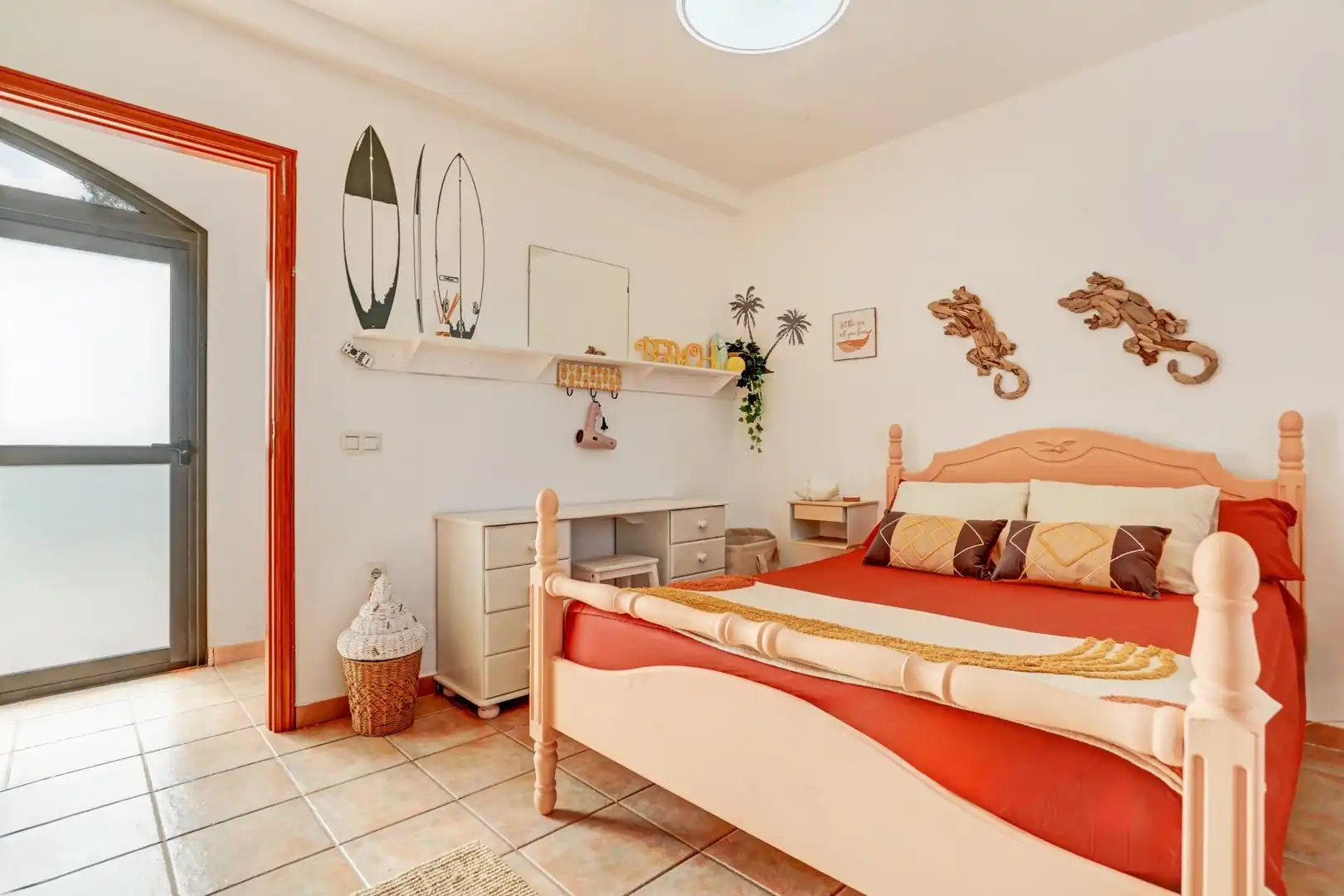 Dormitori de Casa o xalet en venda en La Oliva amb Jardí privat, Terrassa i Traster