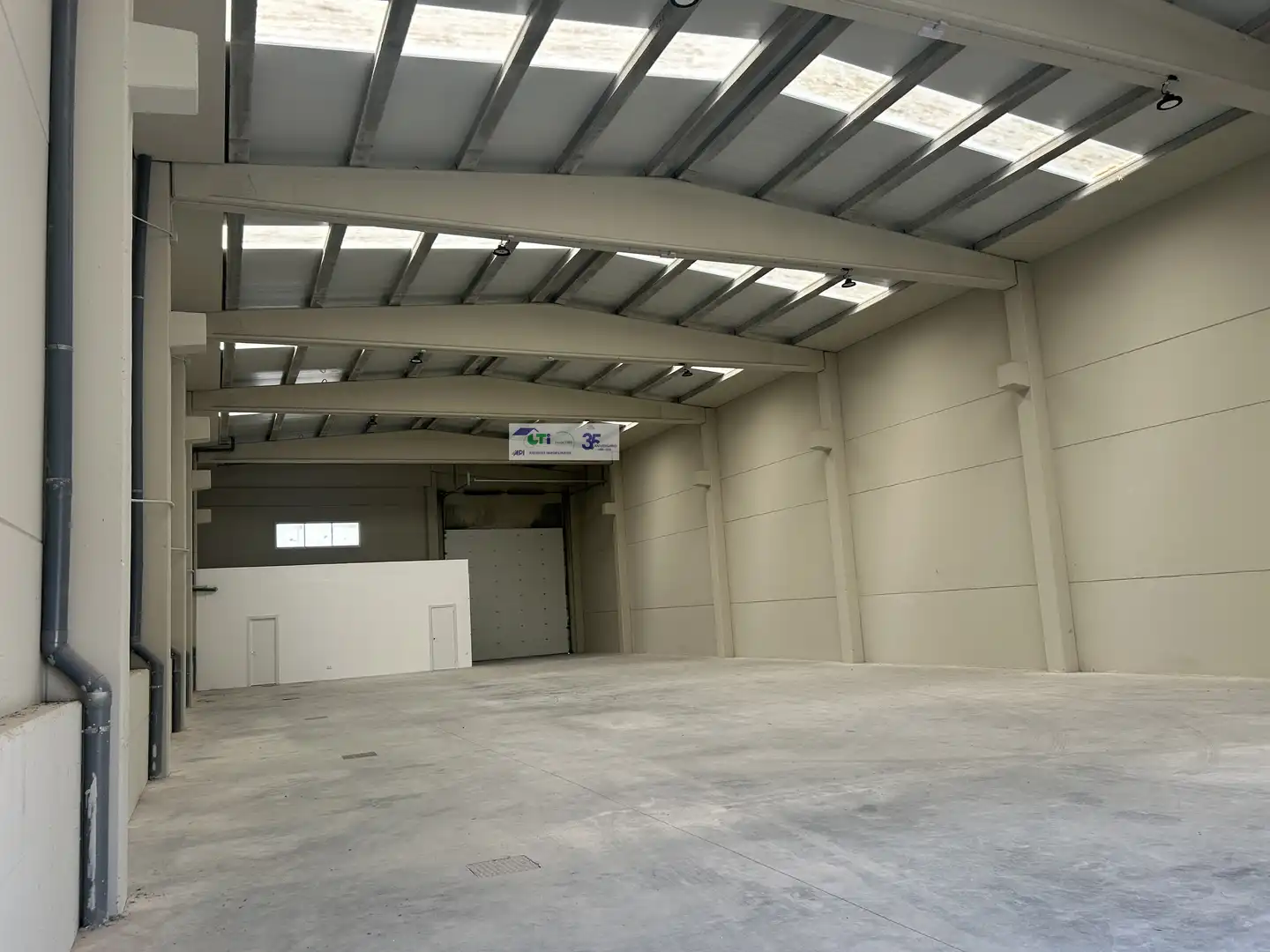 Nave industrial de alquiler en Cuarte de Huerva
