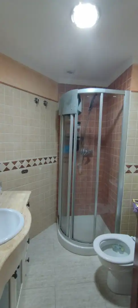 Bathroom of Flat for sale in Telde  with Storage room and Oven