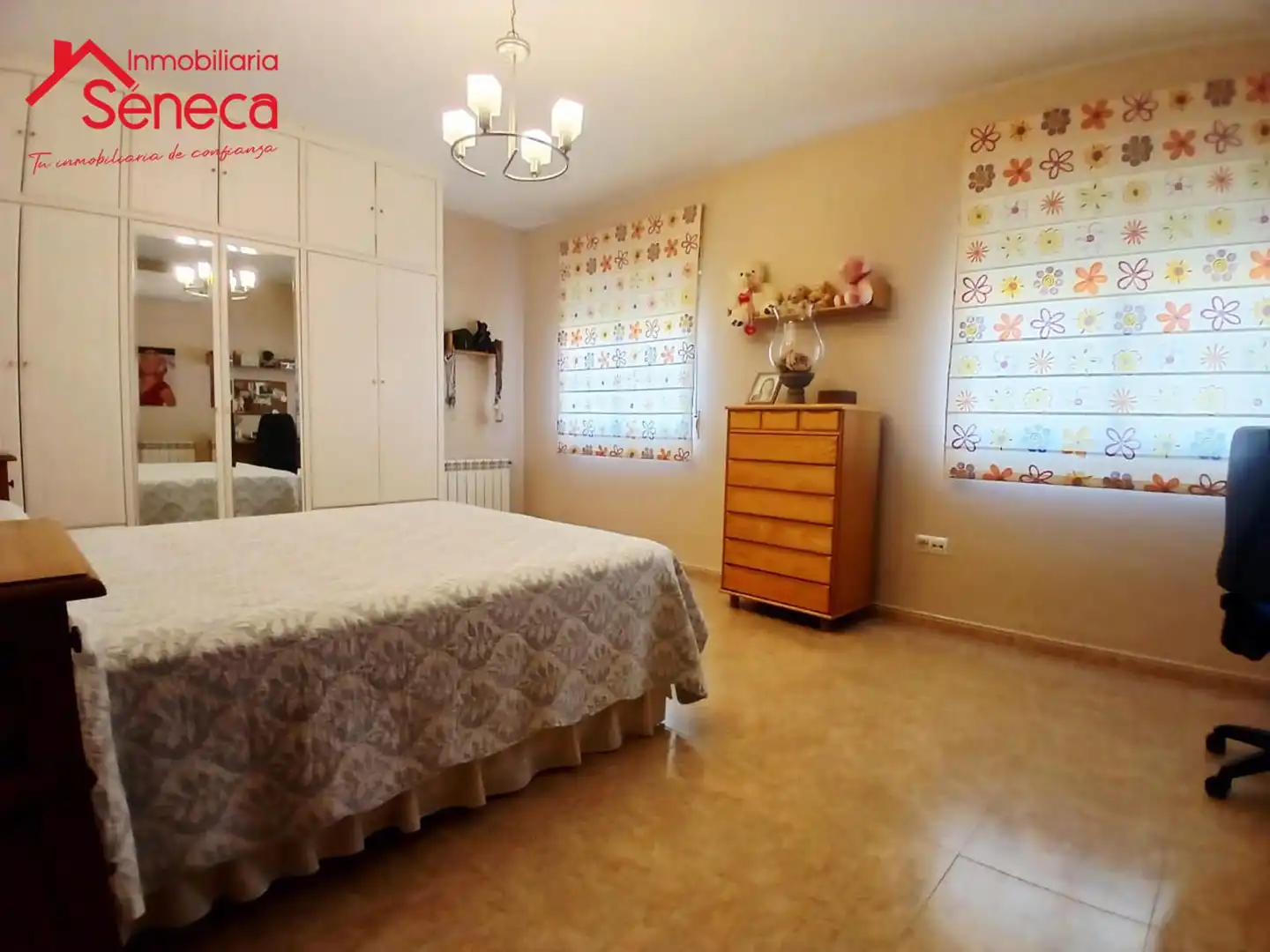 Bedroom of Houses for sale in Córdoba  with Air Conditioner, Heating and Swimming Pool