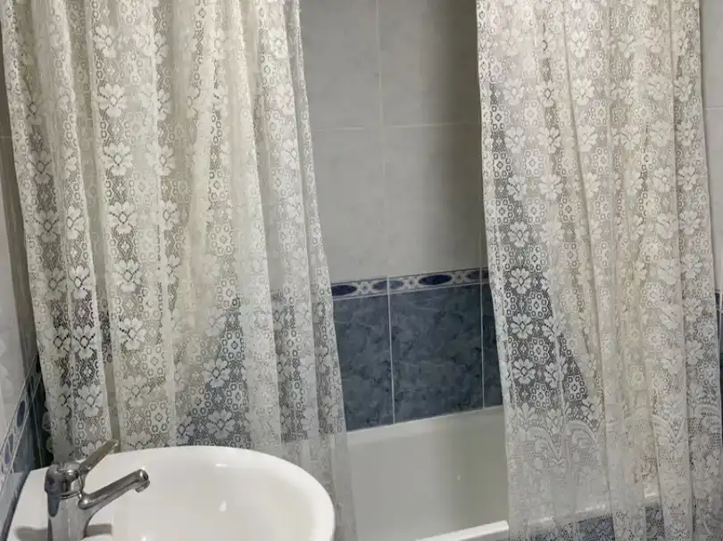 Bany de Pis en venda en  Madrid Capital