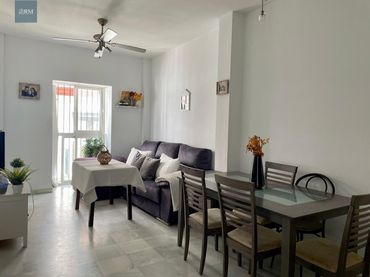 Flat with balcony for sale in V Centenario - Piletas - Capuchinos