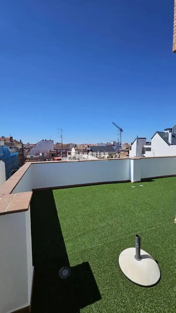 Terraza de Ático en venta en Madrid con Aire acondicionado, Calefacción y Parquet