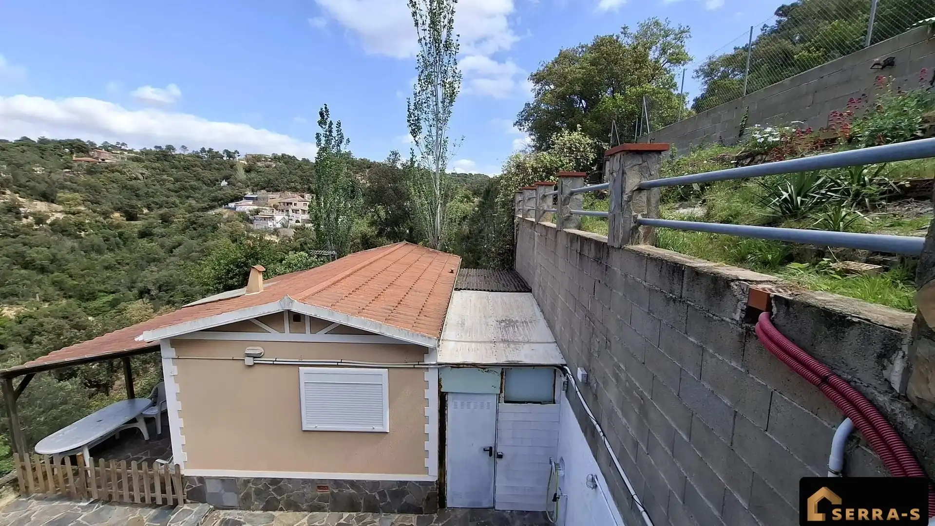 Vista exterior de Casa o xalet en venda en Lloret de Mar amb Aire condicionat, Terrassa i Traster
