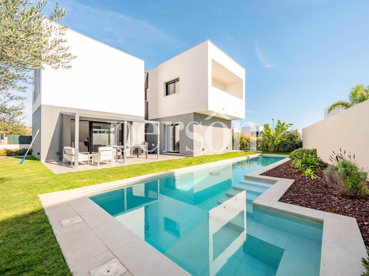 Swimming pool of House or chalet for sale in Torrent  with Air Conditioner, Private garden and Terrace