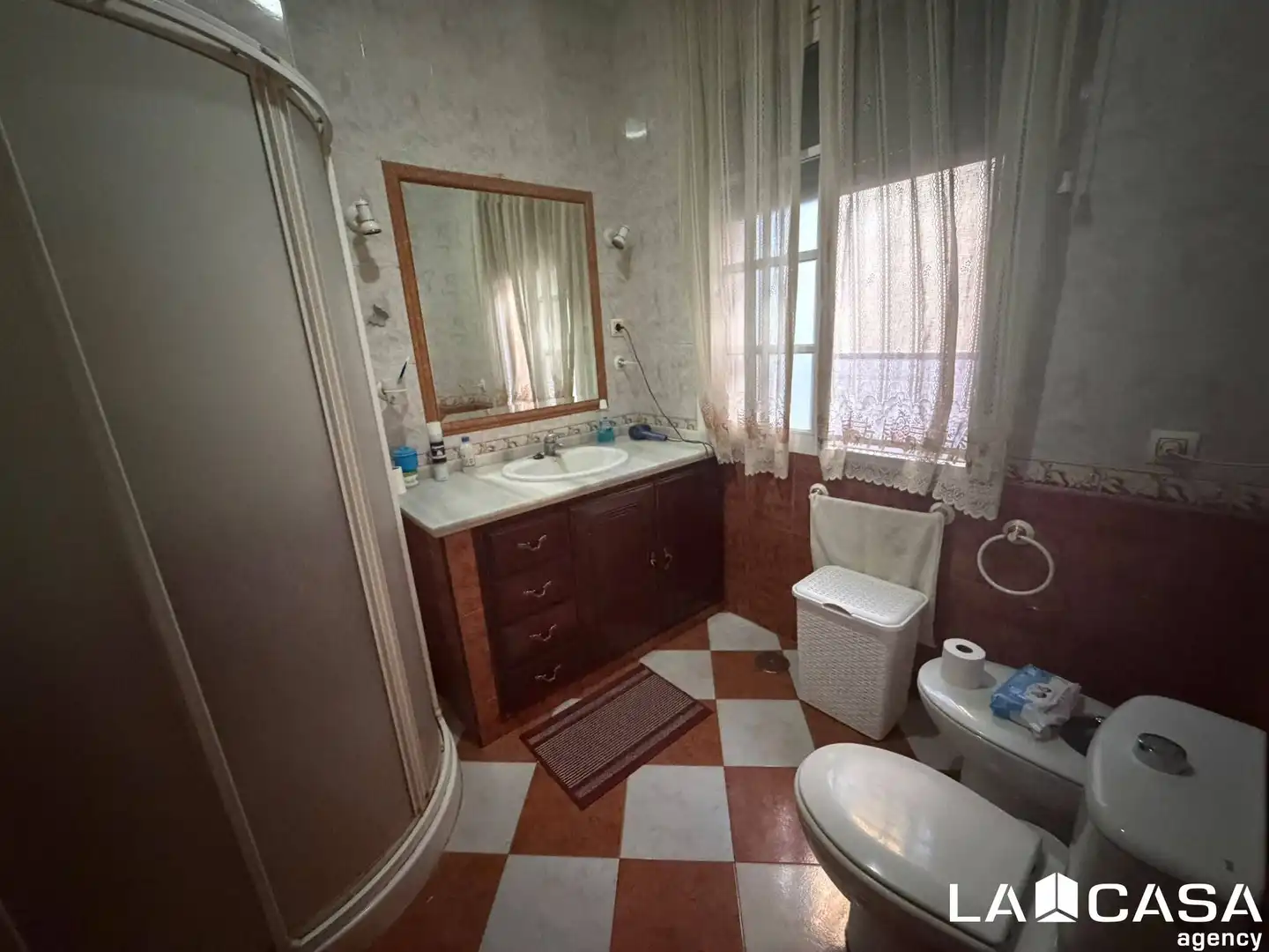 Bathroom of Houses for sale in Arco Norte - Avda. España