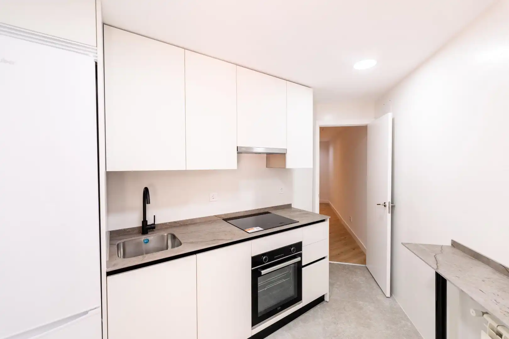 Cocina de Piso de alquiler en Madrid con Aire acondicionado, Calefacción y Terraza