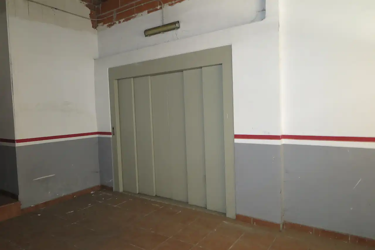 Parcheggio in vendita a c/ santa cristina, imagen 6