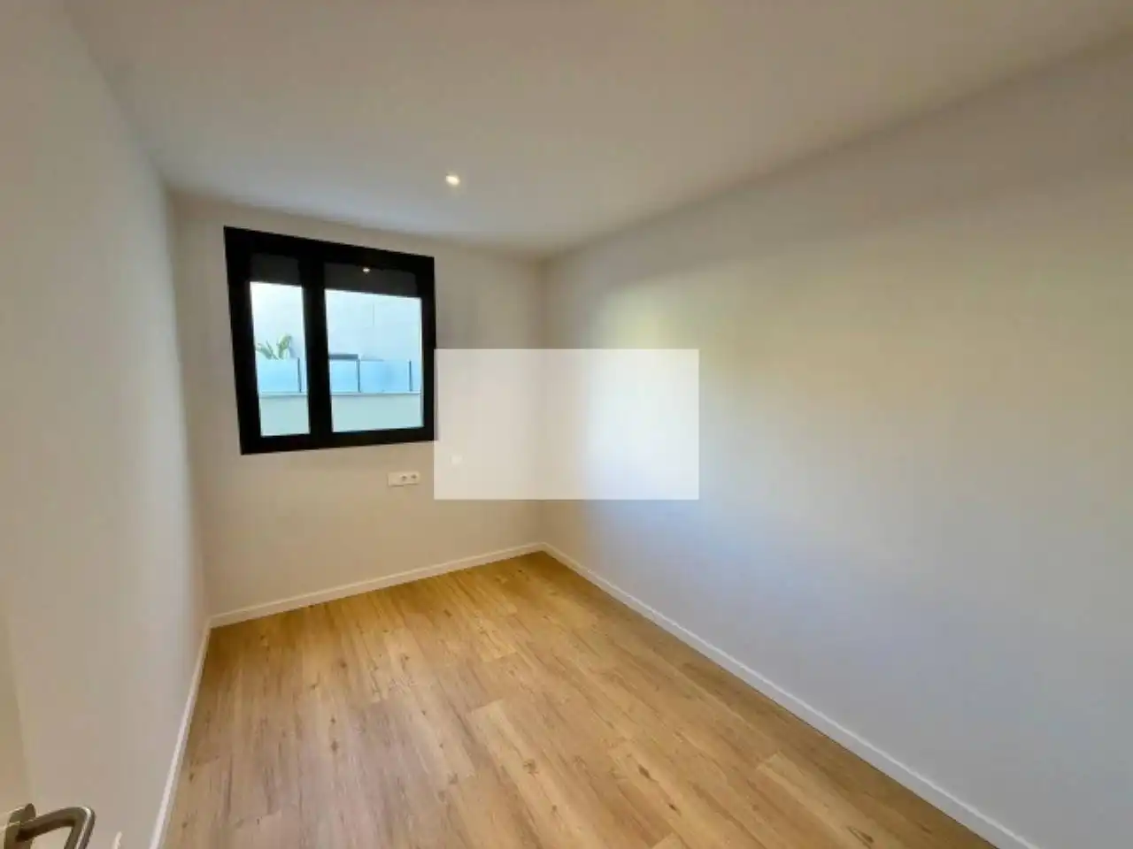 Habitación de Piso en venta en Sabadell con Aire acondicionado, Calefacción y Jardín privado