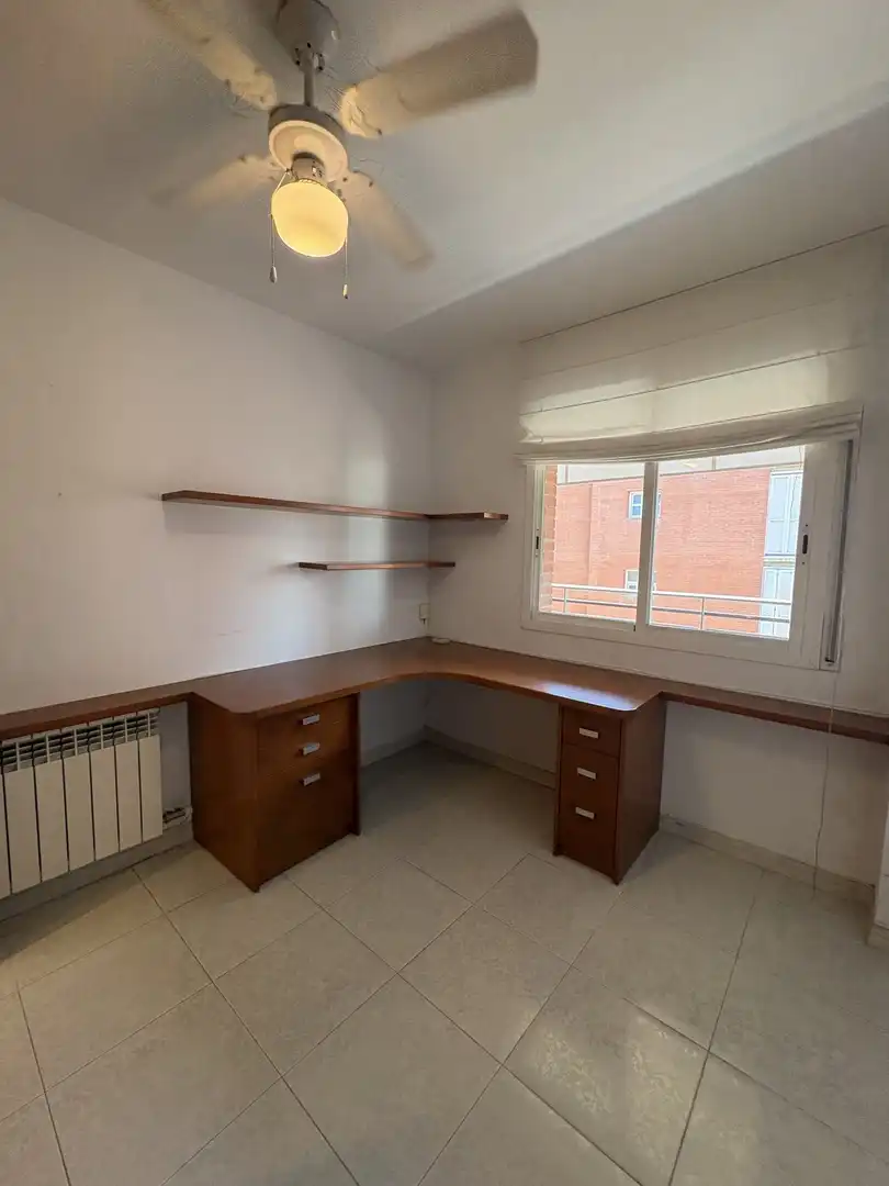 Wohnung zur Miete in Girona mit Klimaanlage, Heizung und Möbliert