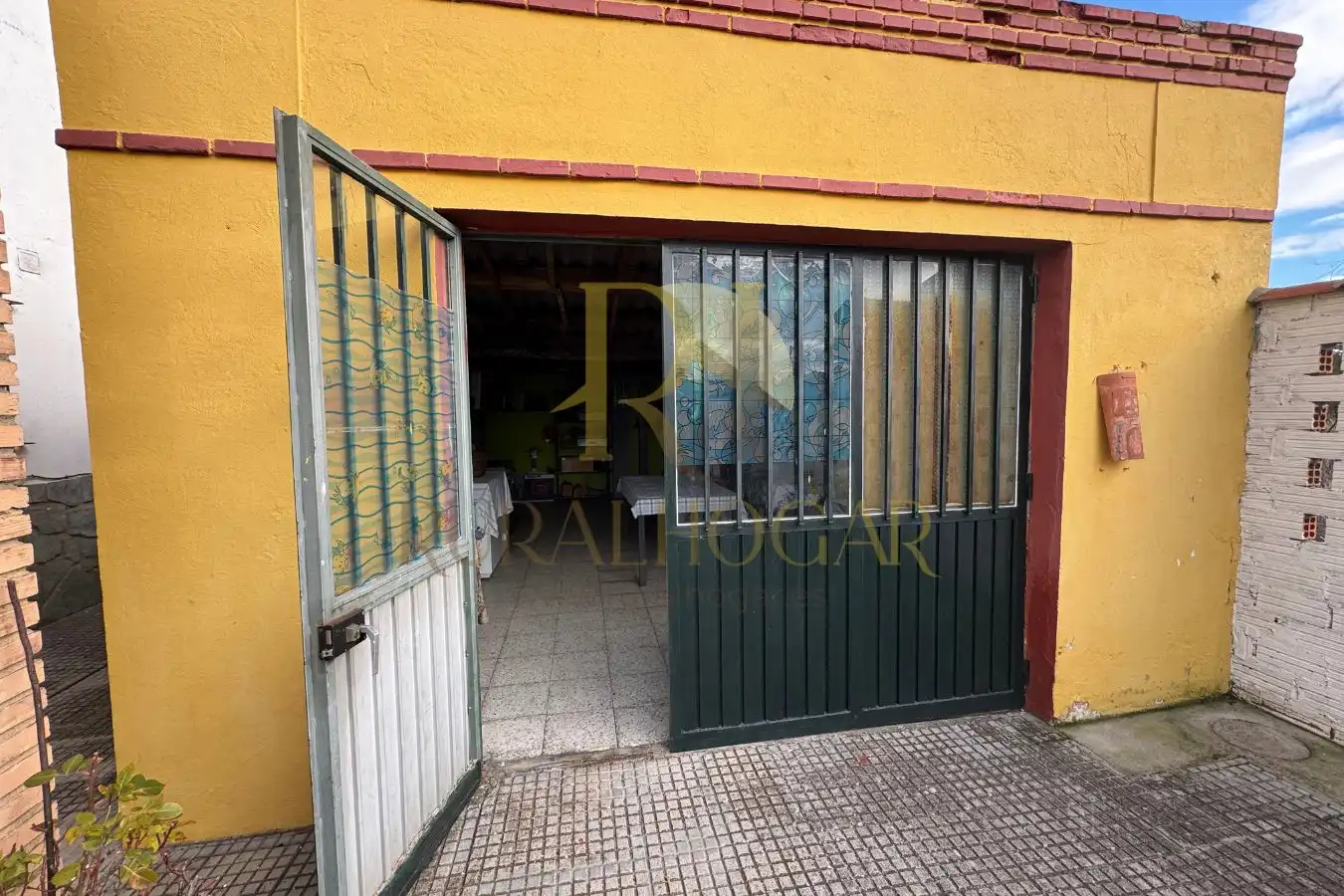 Houses for sale in León Capital   with Heating, Private garden and Parquet flooring