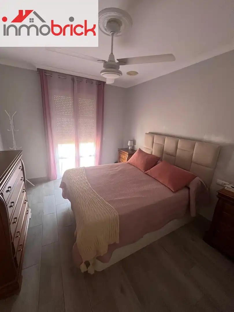 Habitación de Casa o chalet en venta en Lucena