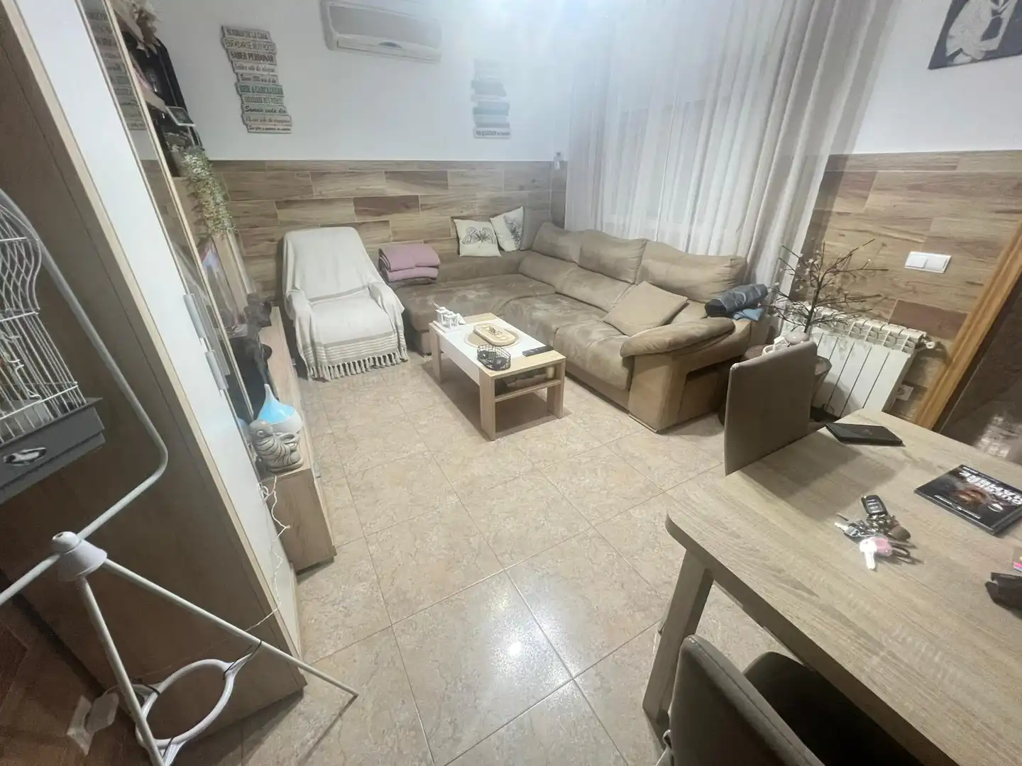Sala d'estar de Casa o xalet en venda en Puertollano amb Aire condicionat, Calefacció i Jardí privat
