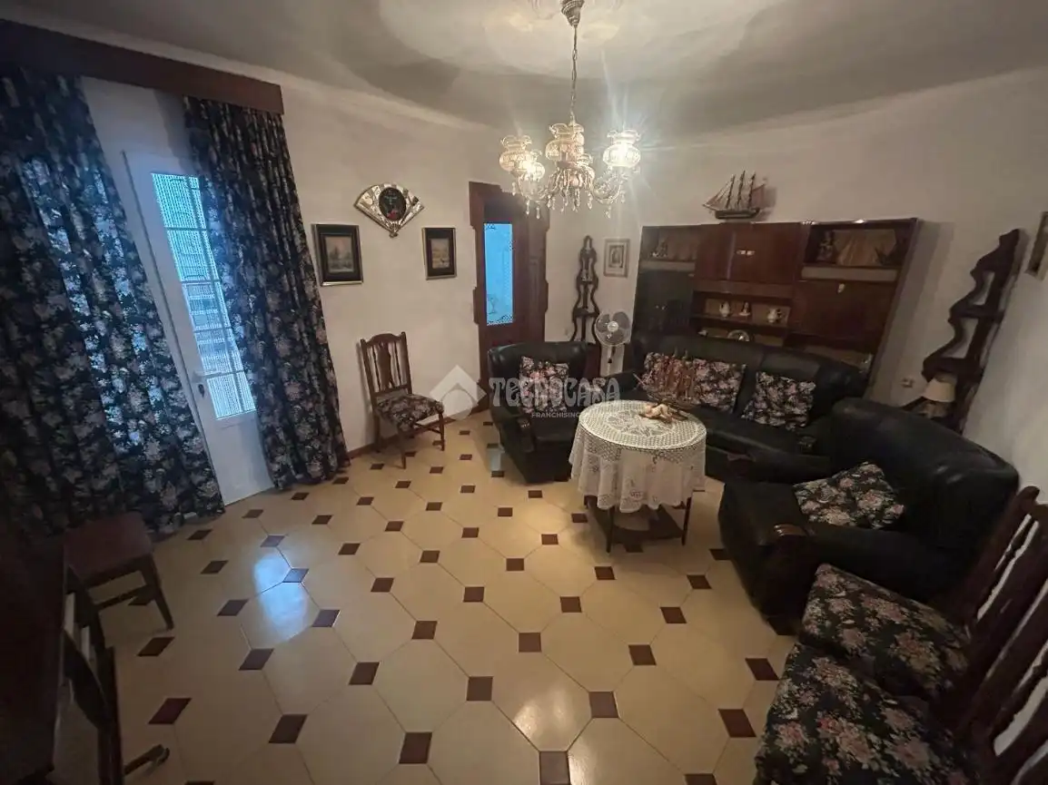 Wohnzimmer von Einfamilien-Reihenhaus zum Verkauf in Antequera