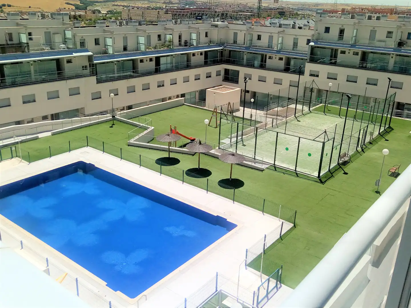 Piscina de Loft en venda en Arroyomolinos (Madrid) amb Aire condicionat, Traster i Moblat