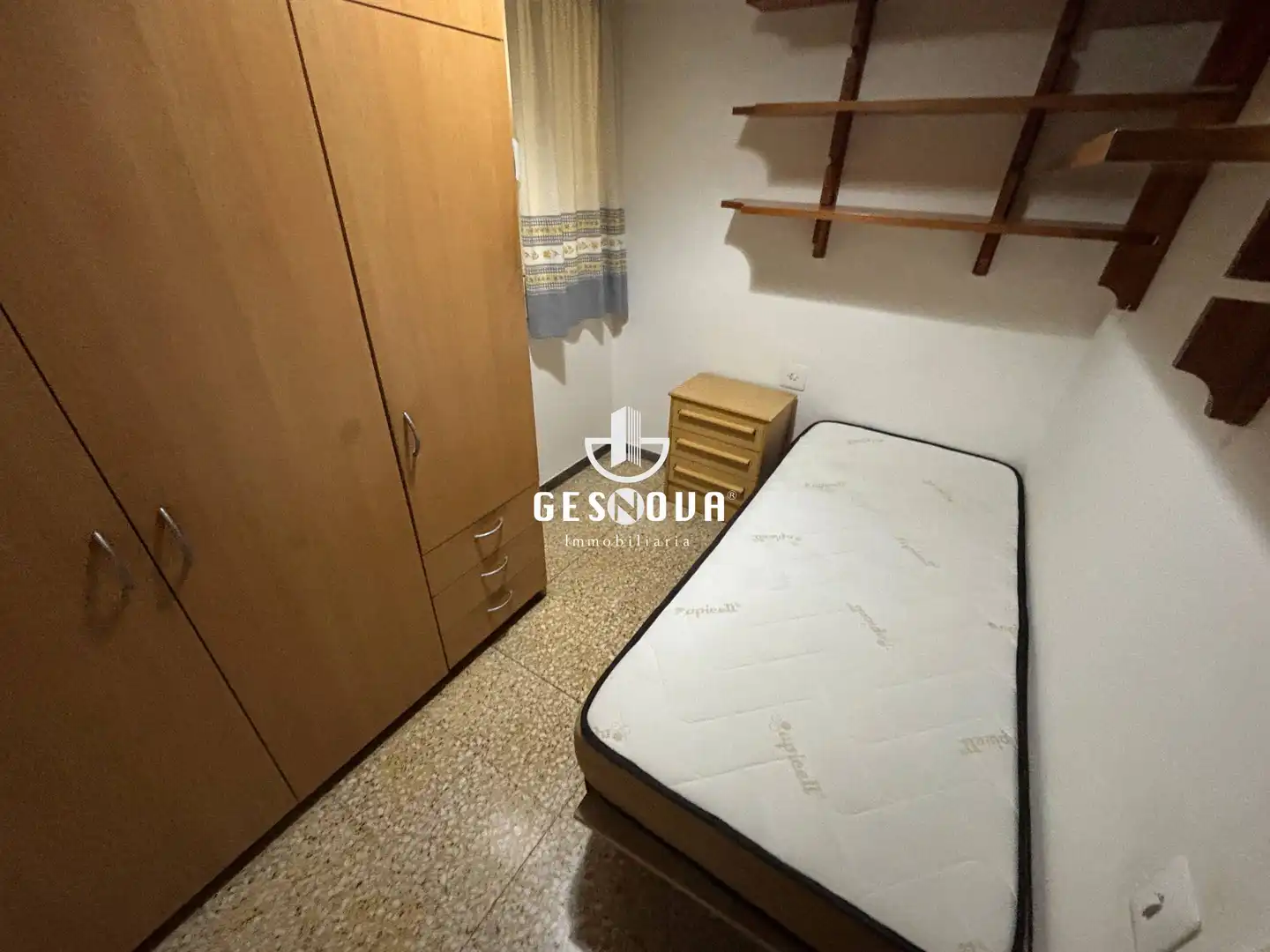 Schlafzimmer von Wohnung zum Verkauf in L'Hospitalet de Llobregat mit Klimaanlage und Balkon