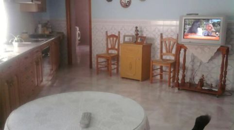 Foto 4 de Casa adosada en venda a Calle Virgen del Pilar, 1, Torreorgaz, Cáceres