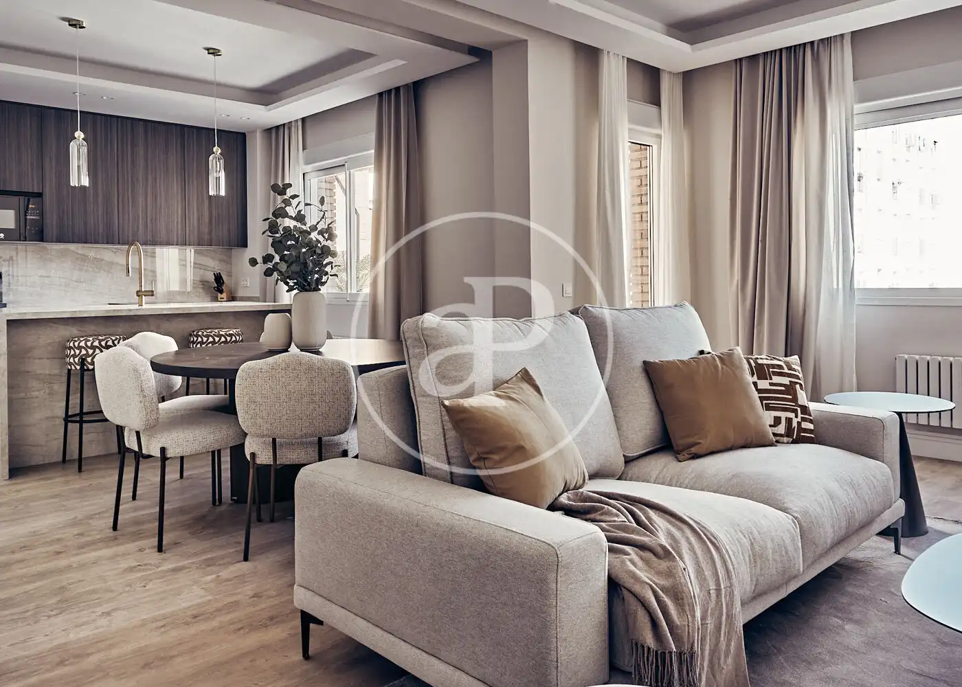 Wohnzimmer von Wohnung zum Verkauf in Madrid mit Klimaanlage, Heizung und Terrasse