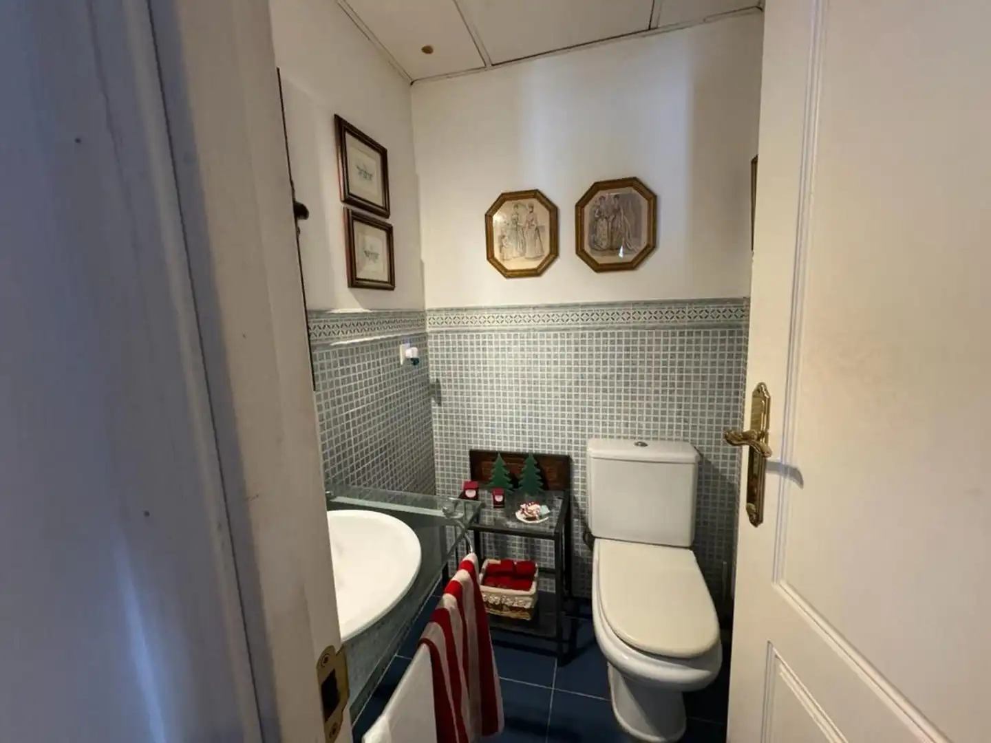 Bany de Casa o xalet de lloguer en Benahavís amb Aire condicionat, Terrassa i Moblat