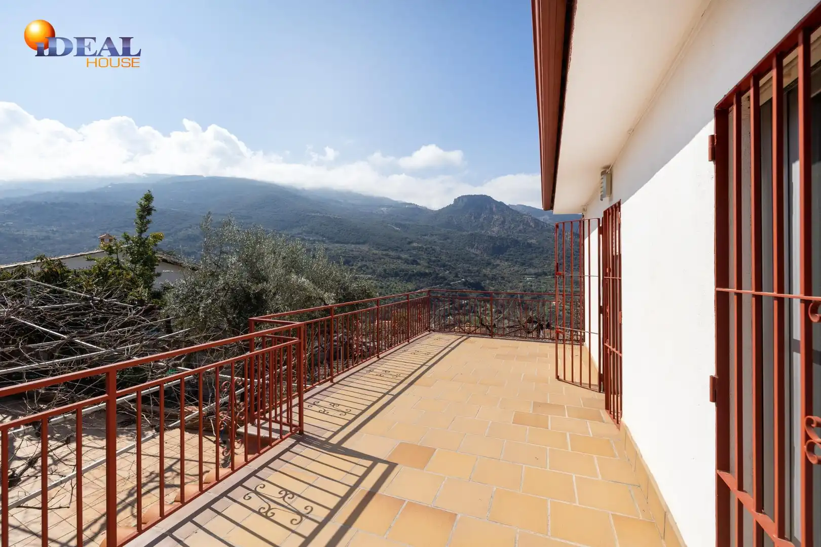 Terraza de Casa o chalet en venta en Güéjar Sierra con Jardín privado, Trastero y Piscina