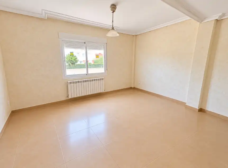 Casa aparellada amb terrassa en venda a Calle de Los Caños 50, imagen 19