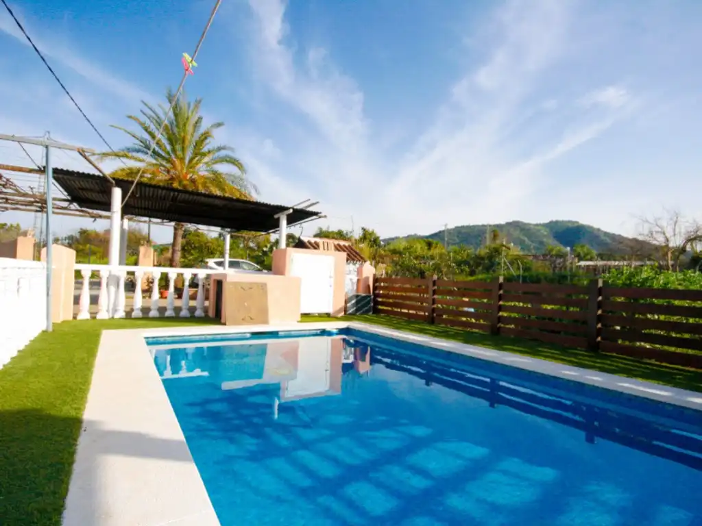 Garden of Country homes for sale in Coín