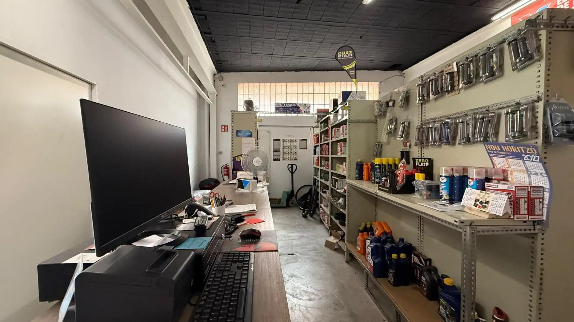 Business premises to rent in Carrer Carrer Pere Canyà, imagen 13