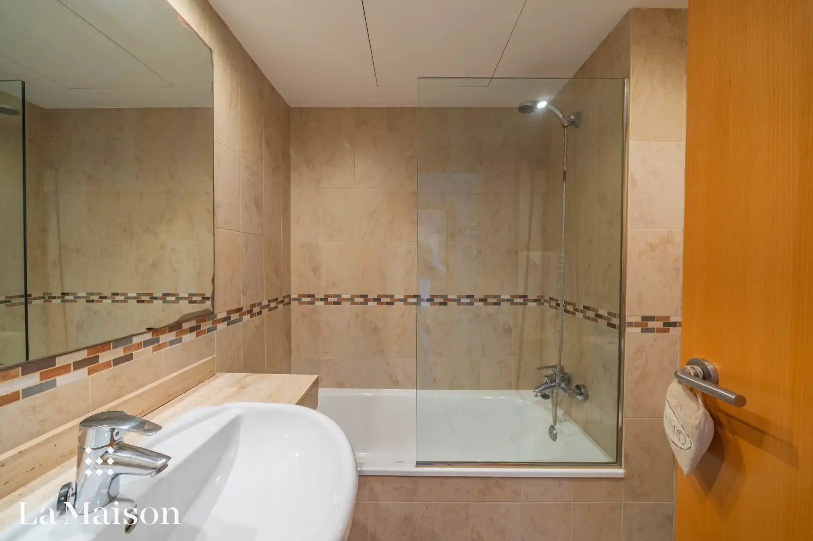 Baño de Casa adosada en venta en Cabrils con Aire acondicionado, Calefacción y Jardín privado