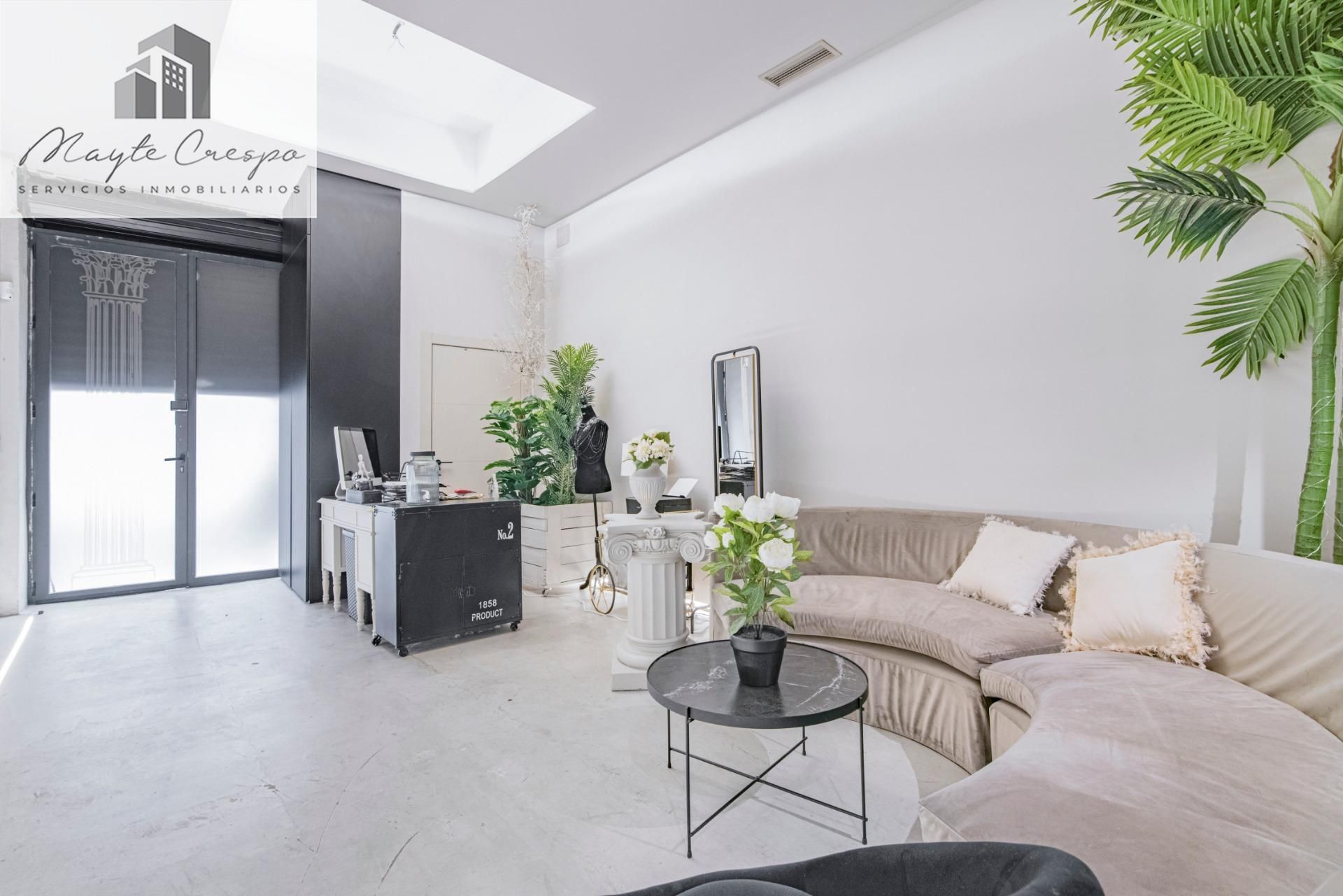 Living room of Premises for sale in  Granada Capital  with Air Conditioner
