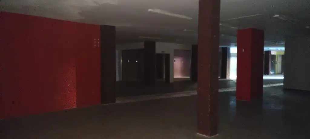 Local en venda a Avinguda de la Roureda, 7, La Roureda