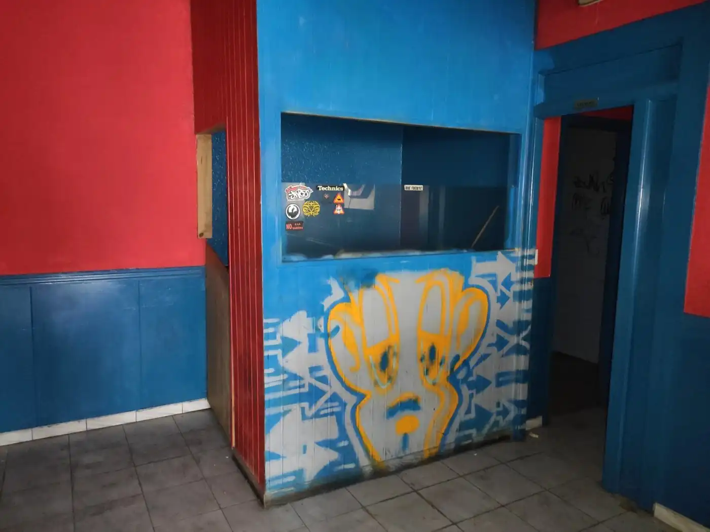 Local comercial en venda a Flores de Sil - La Placa, imagen 6