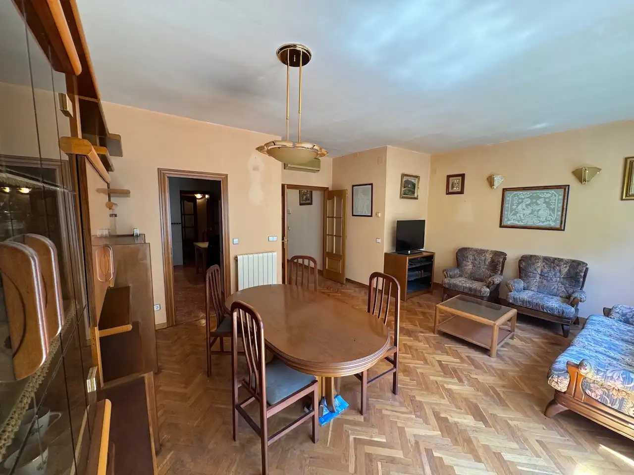 Sala de estar de Piso en venta en Barcelona con Aire acondicionado, Calefacción y Horno