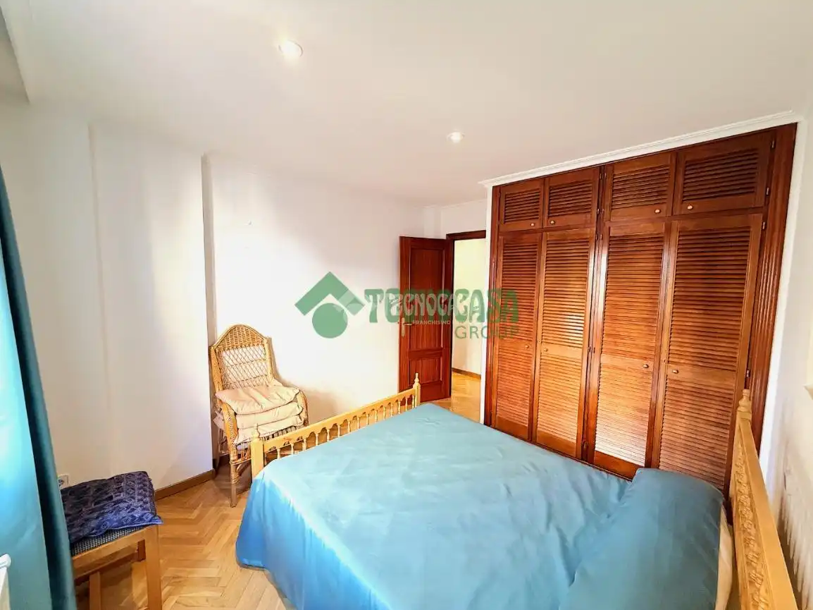Bedroom of Flat for sale in Cuenca  with Air Conditioner, Heating and Terrace