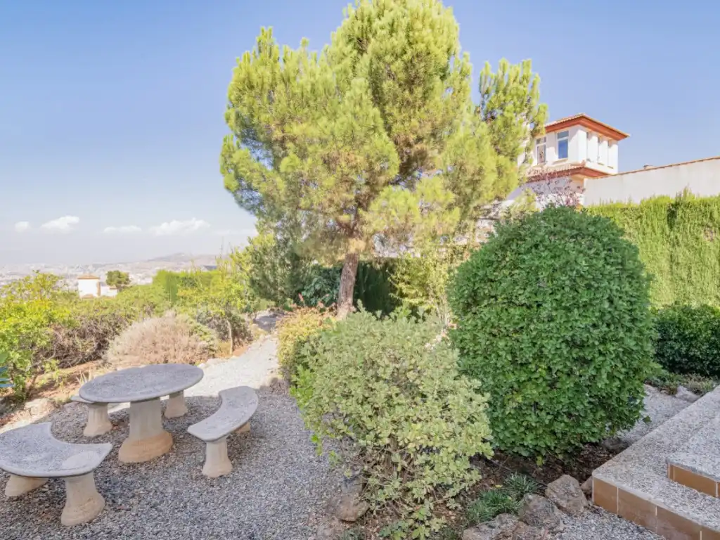 Jardín de Casa o chalet en venta en Monachil con Jardín privado, Terraza y Piscina