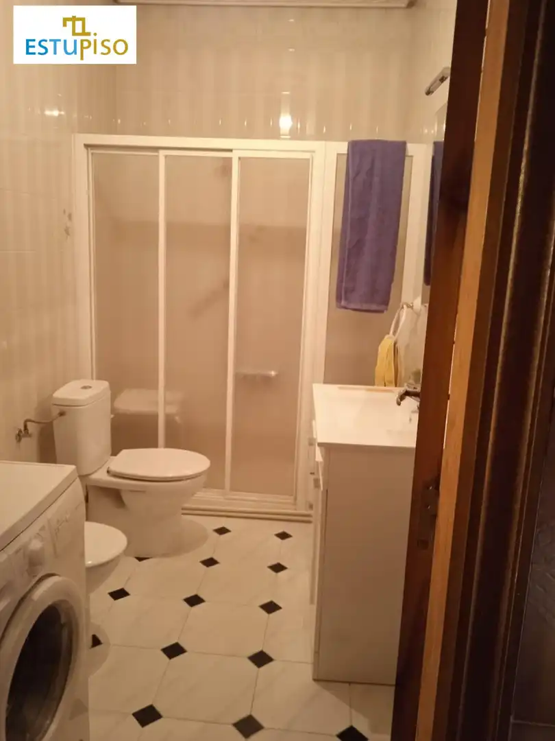 Bathroom of Country homes for sale in Luyego  with Heating and Furnished