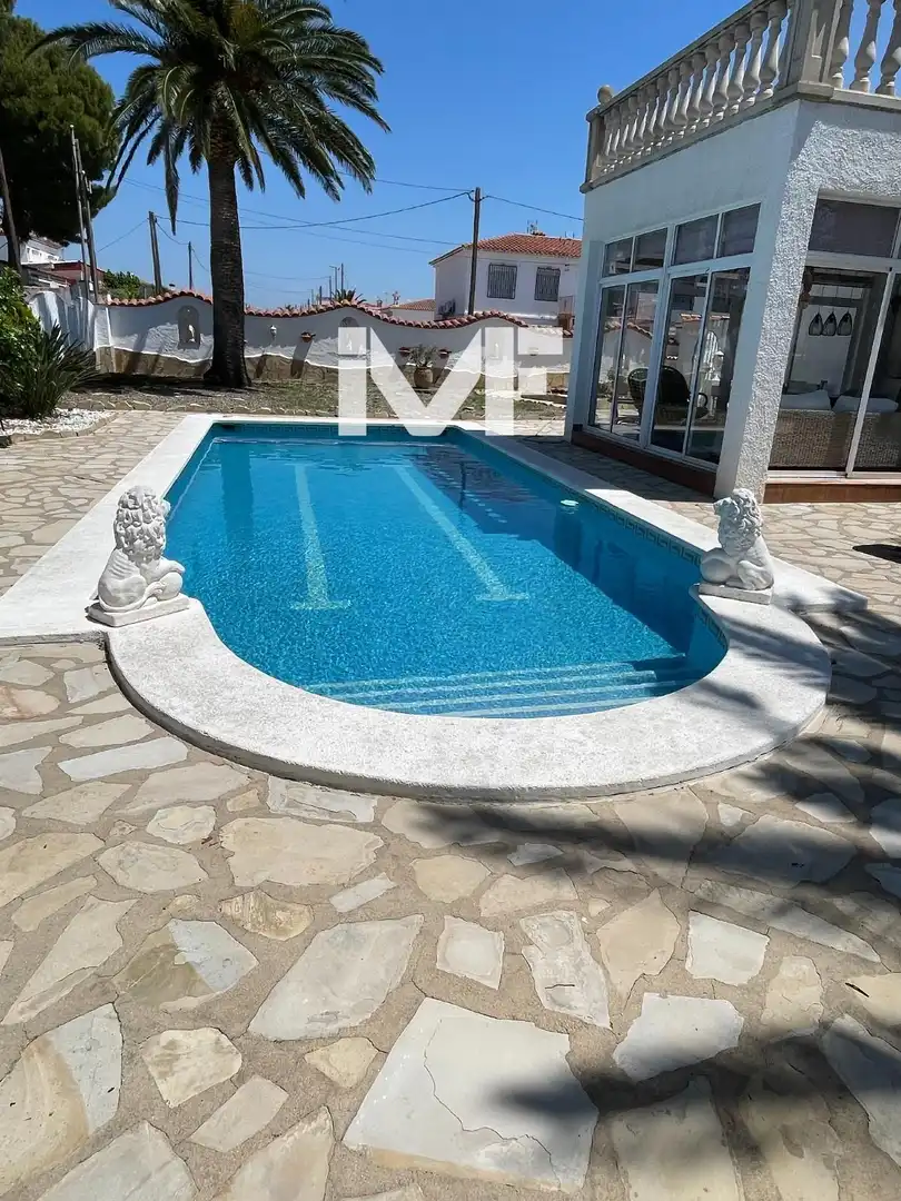 Villa avec piscine à vendre à Miami Platja, imagen 22