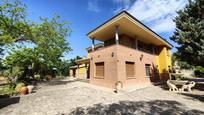 Vista exterior de Casa o xalet en venda en Banyeres de Mariola amb Calefacció, Jardí privat i Terrassa
