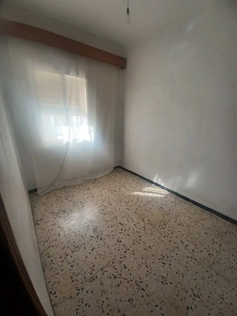 Habitación de Piso en venta en Sevilla con Balcón