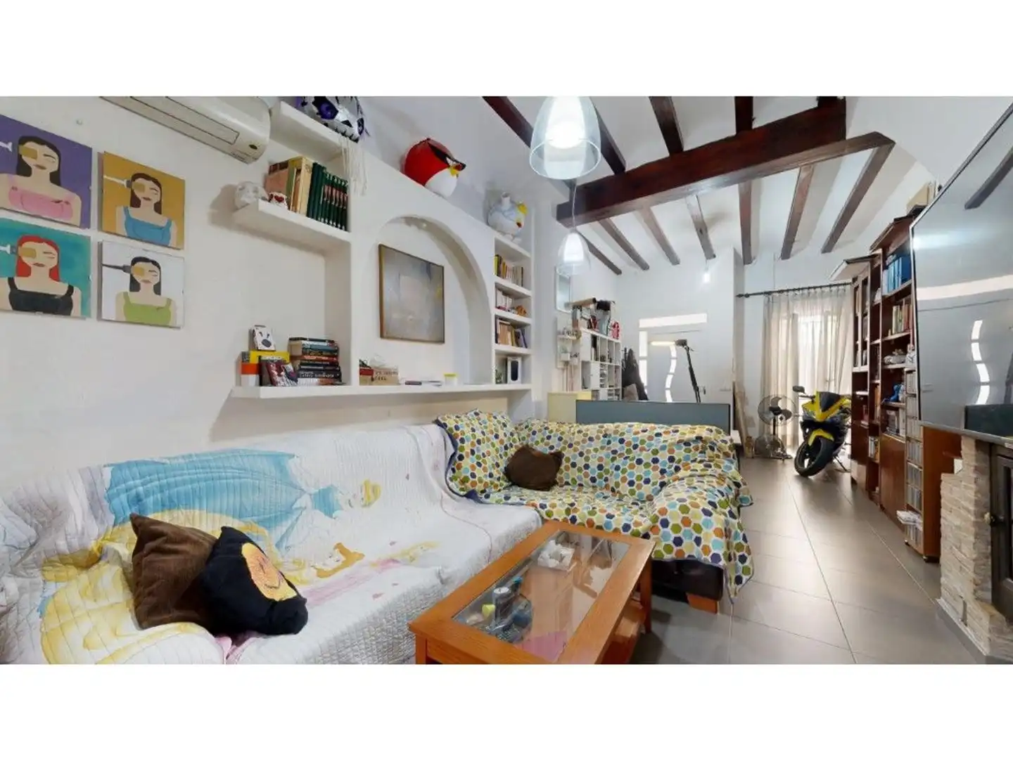 Sala d'estar de Finca rústica en venda en Tavernes de la Valldigna amb Aire condicionat i Terrassa