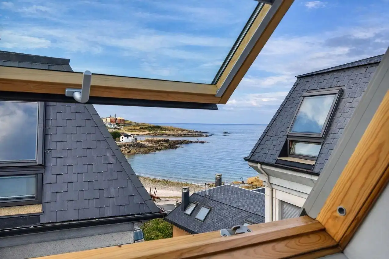 Terrasse von Dachboden zum Verkauf in Cervo mit Heizung, Abstellraum und Möbliert
